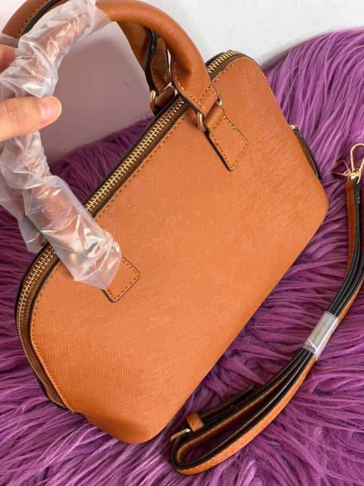 Quality sling bag