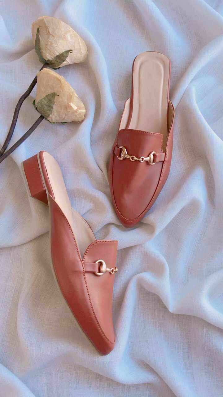 Mini Heels or Low Heels