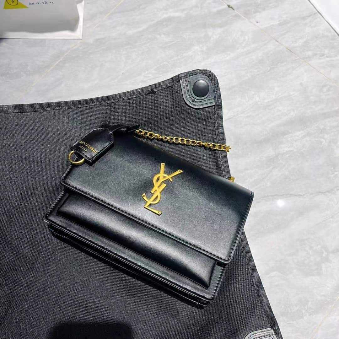 SL Quality sling bag with box