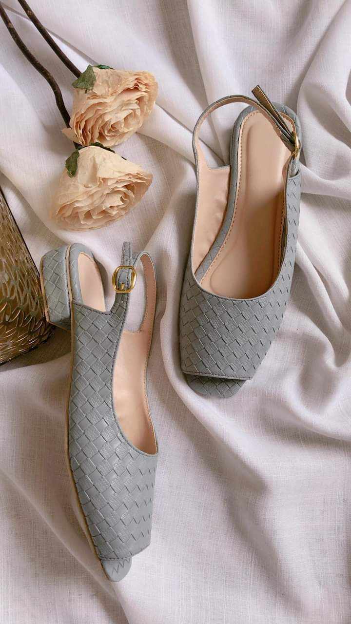 Mini Heels or Low Heels