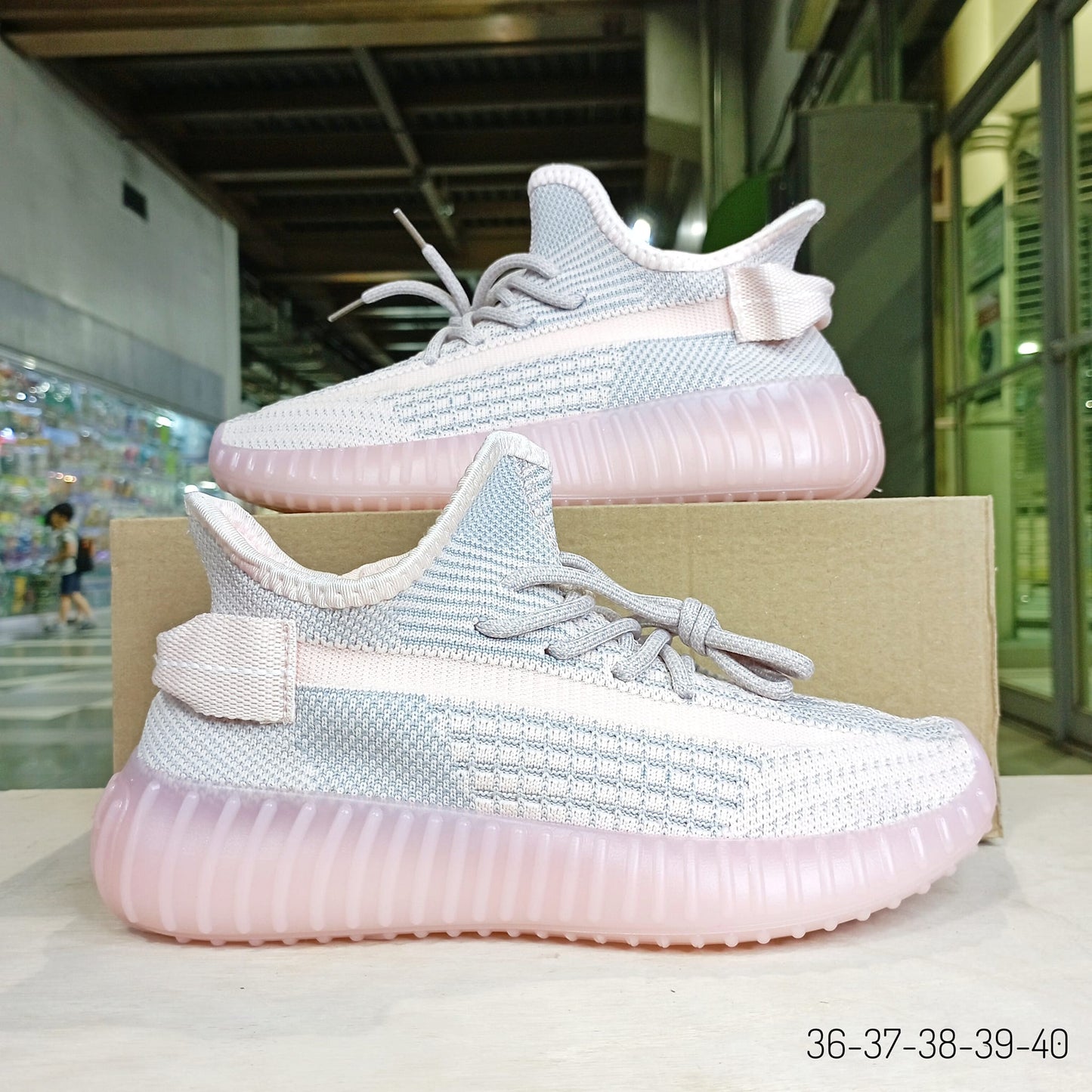 Women's Sneakers