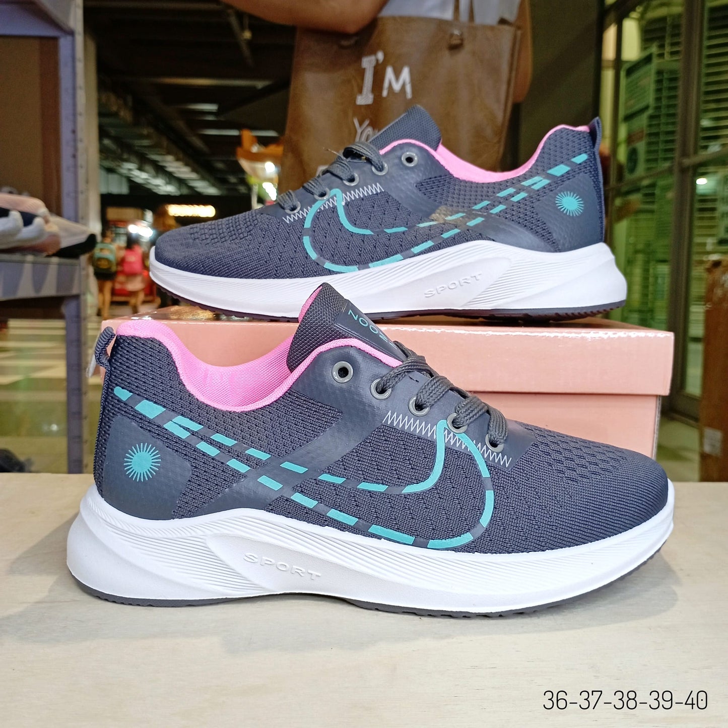 Women's Sneakers
