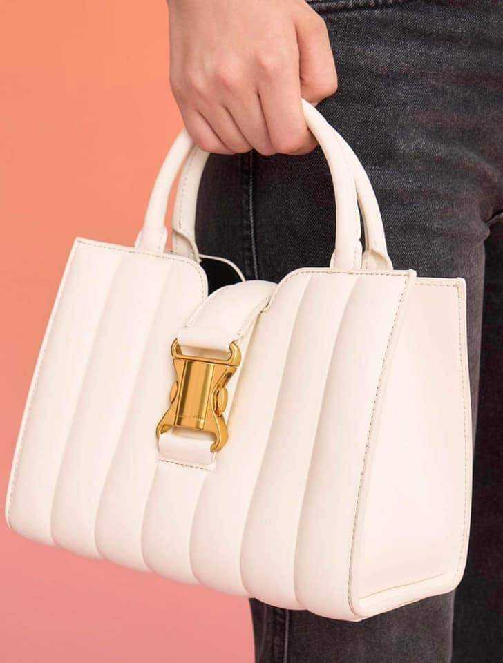 Quality hand & sling bag