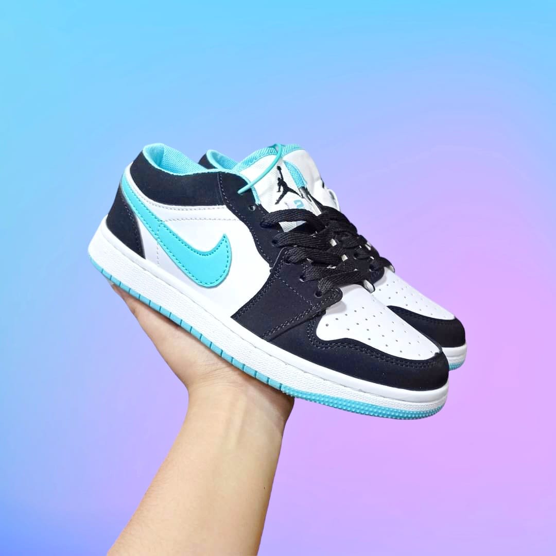 Women's Sneakers