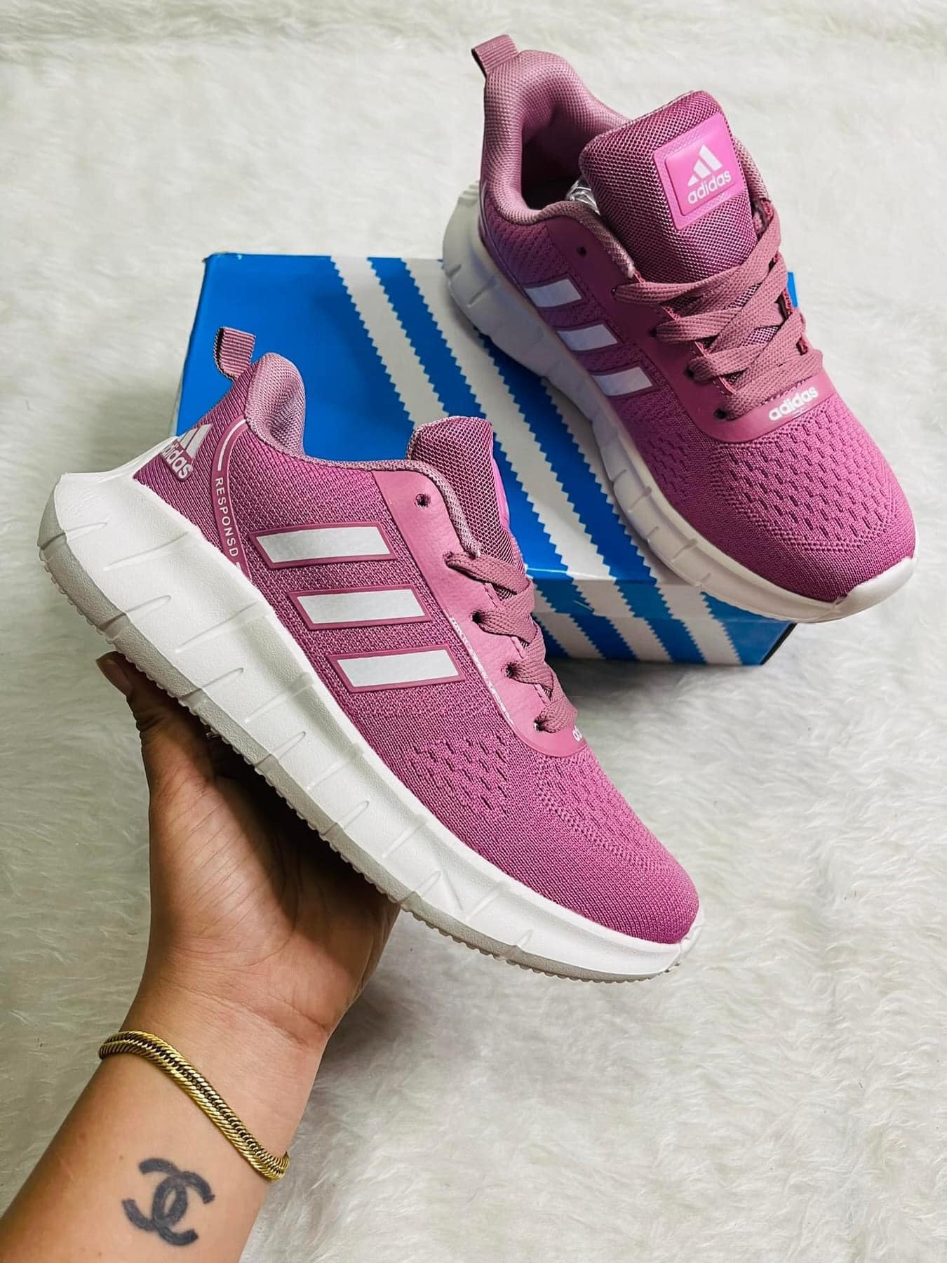 Women's Shoes