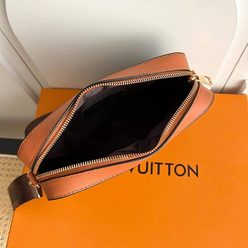 Sling bag w/ box