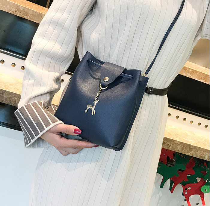 ROMOLA Womens Tote Bag