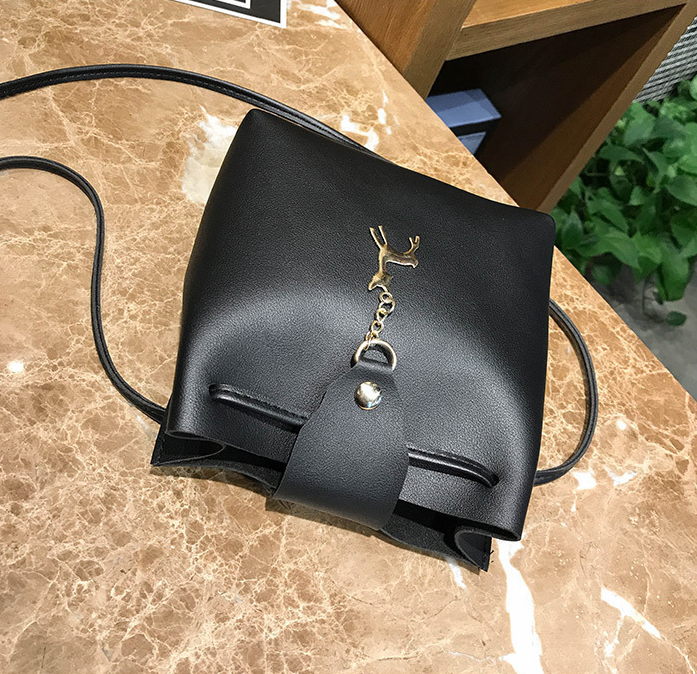 ROMOLA Womens Tote Bag