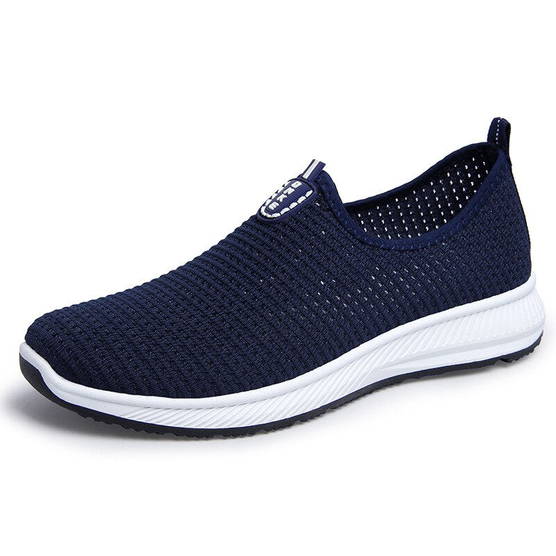 HUGH Men Sneakers