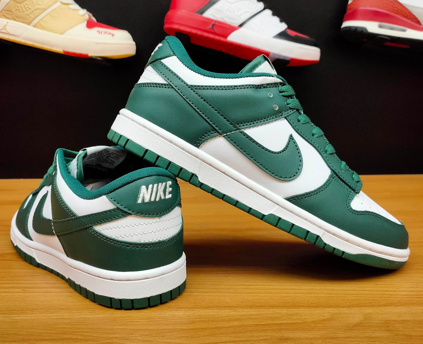 Nike Dunk Low "Varsity Green"