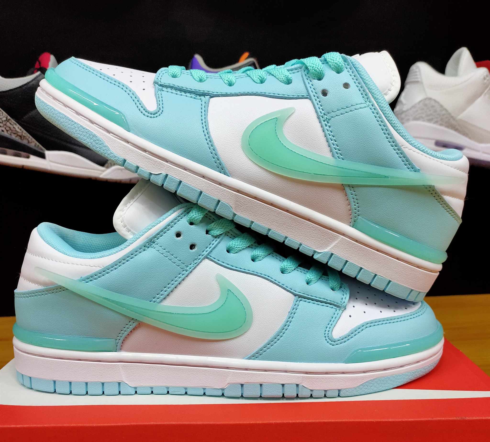 Mint nike sale