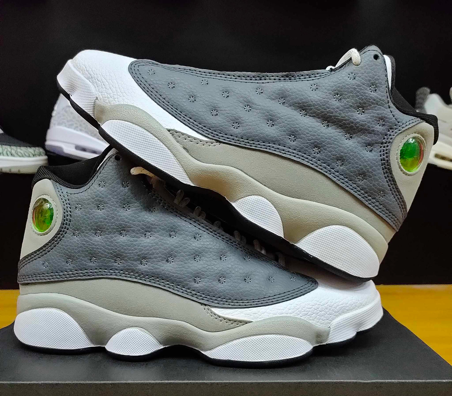 Jordan13Retro "Atmosphere Grey"