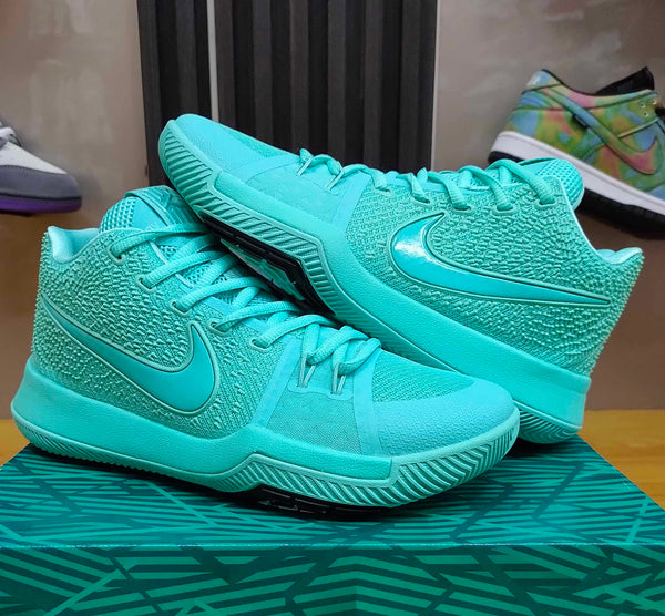 Turquoise shop kyrie 3