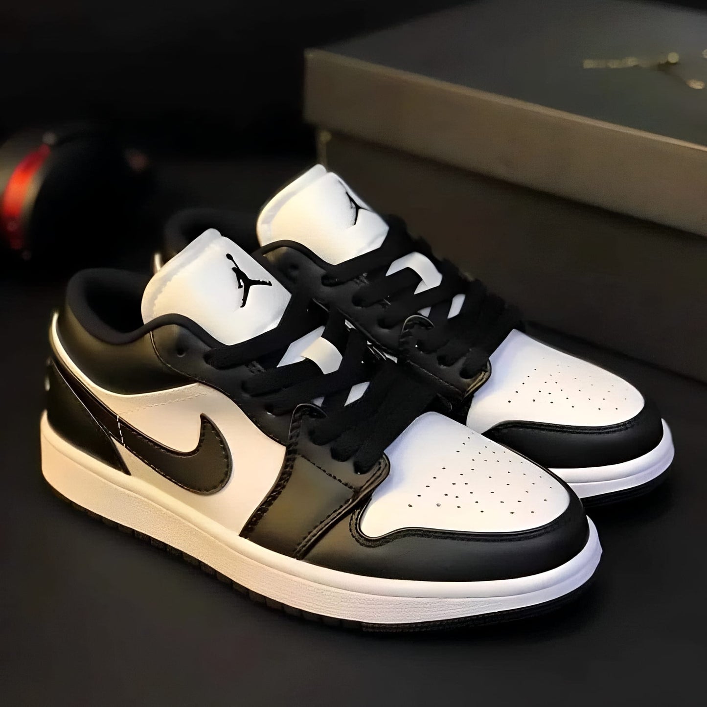 Jordan1 Low "Panda"