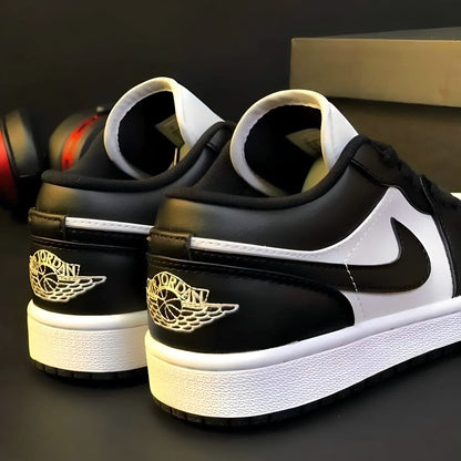 Jordan1 Low "Panda"