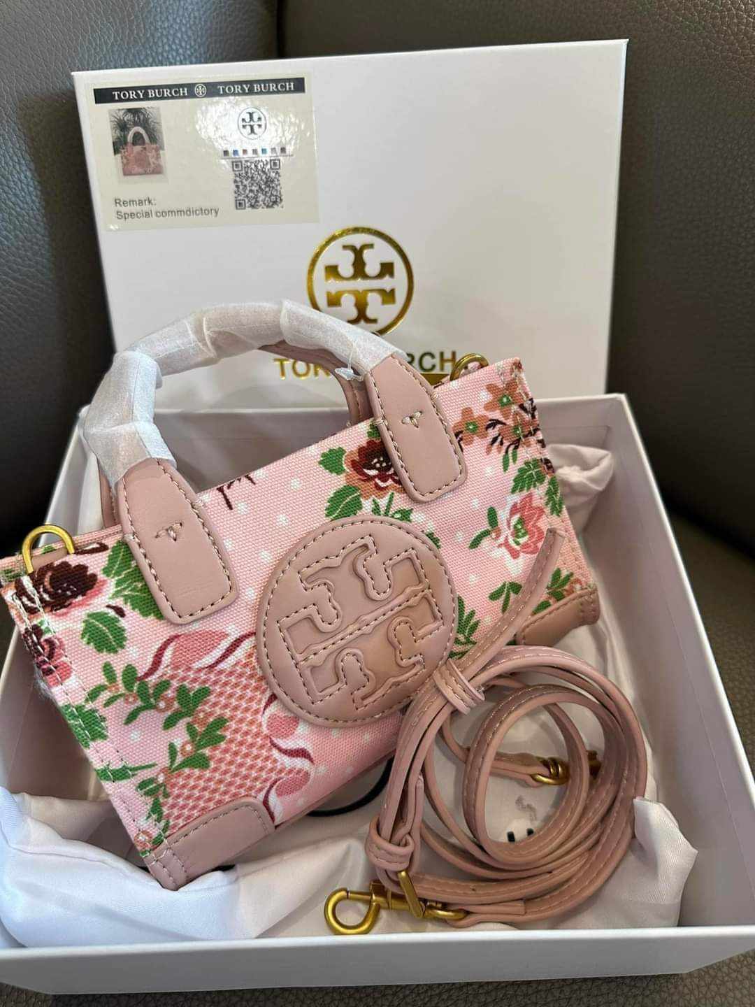 Tory Burch Hand & sling bag with box