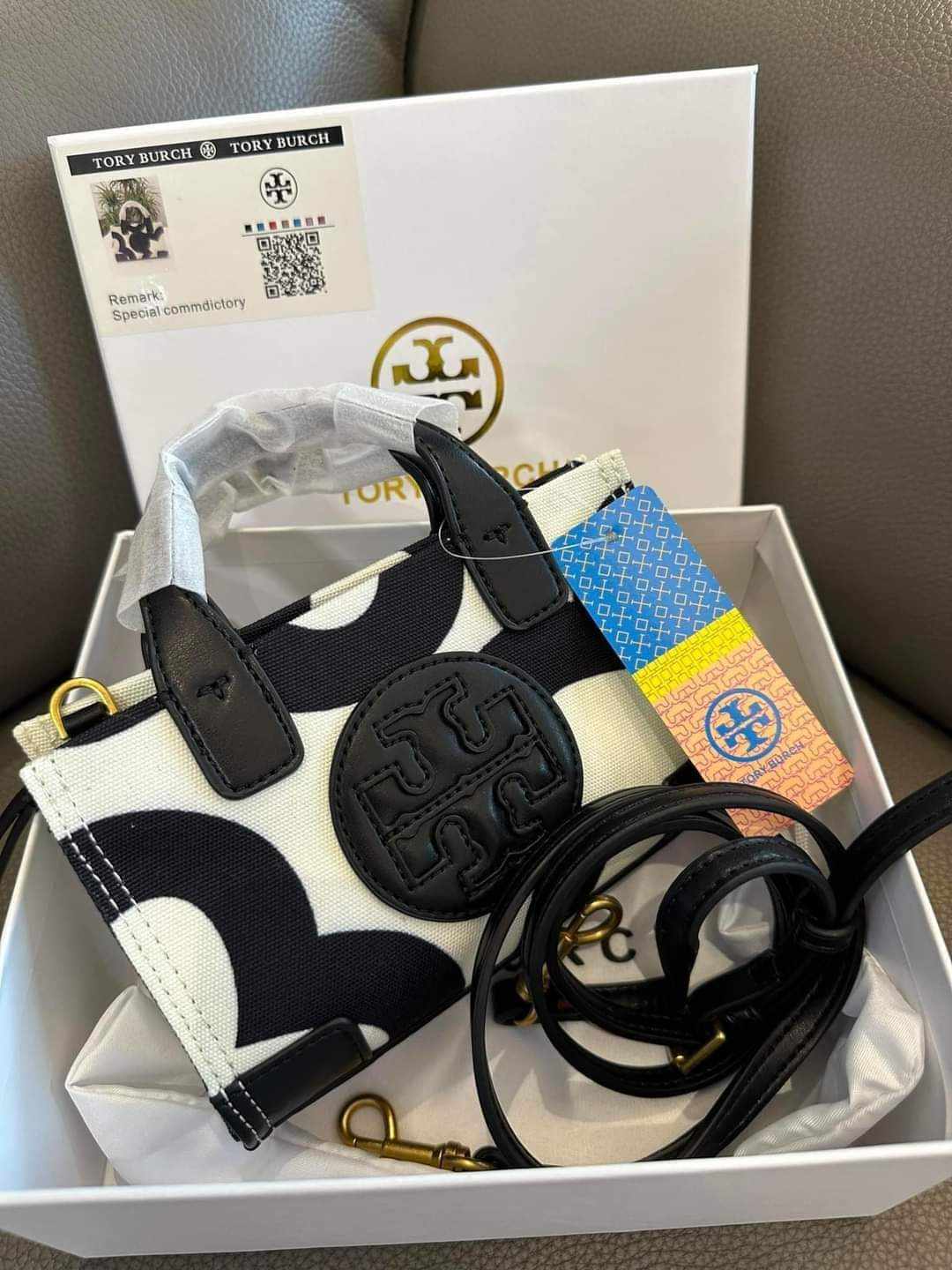 Tory Burch Hand & sling bag with box