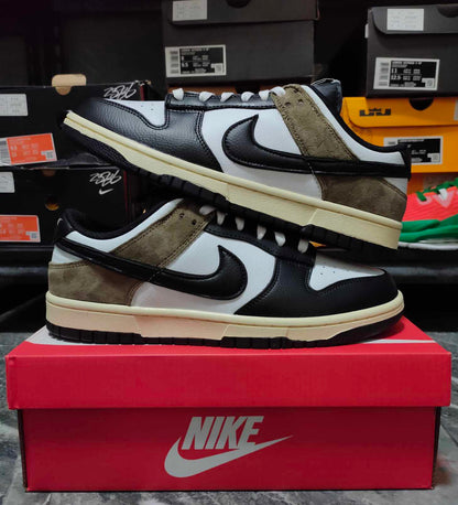 Nike SB Dunk Low "Dark Mocha"