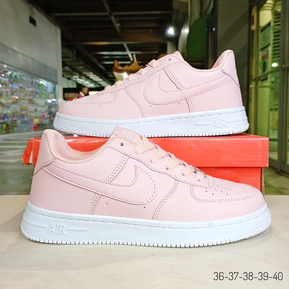 Women's Sneakers