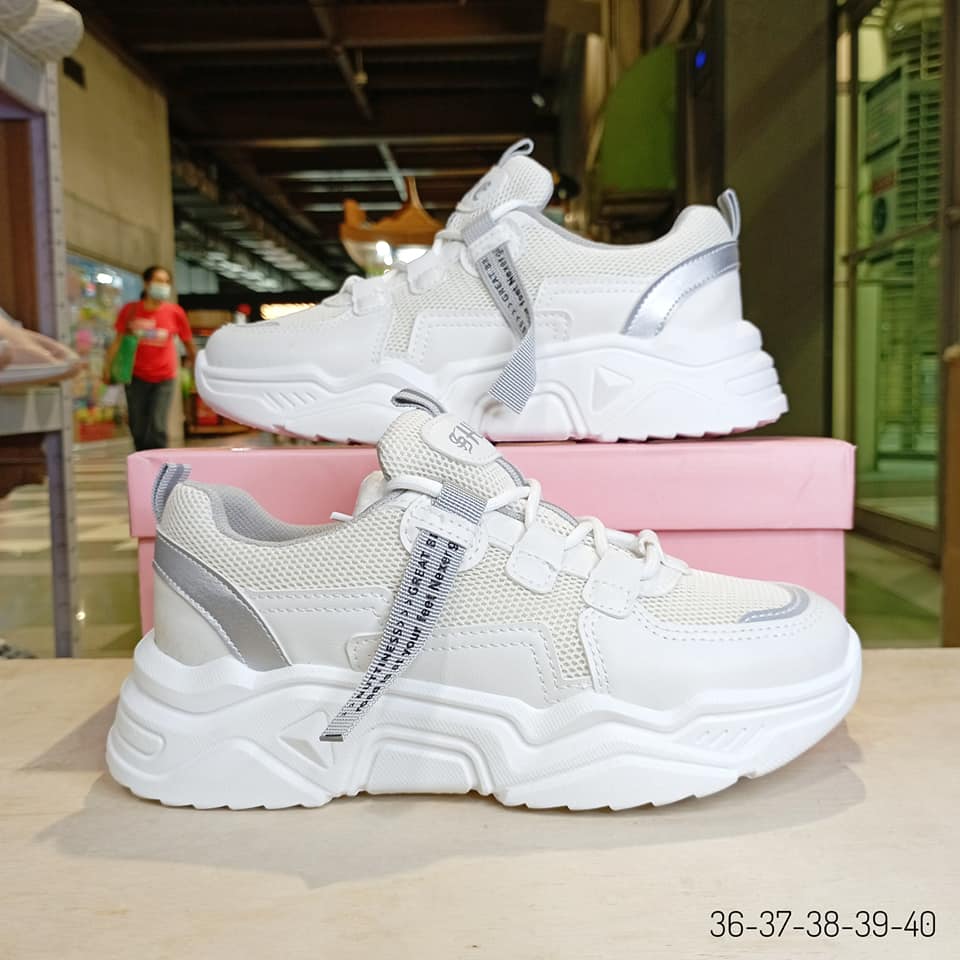 Women's Sneakers