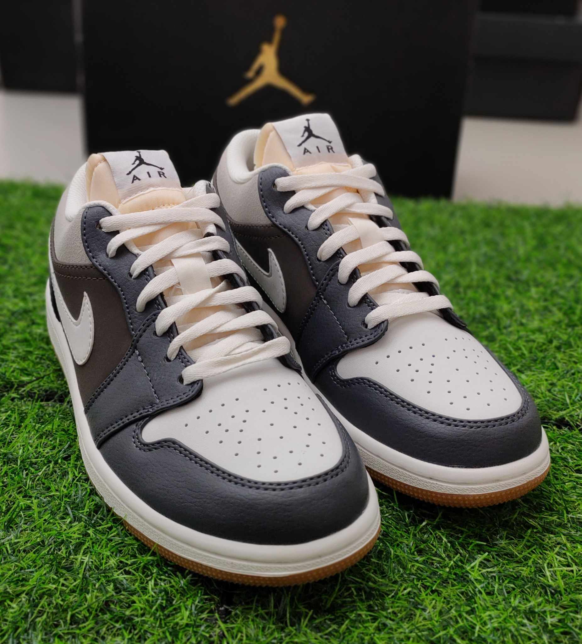 Jordan1 Low Kkachi Korea Magpie