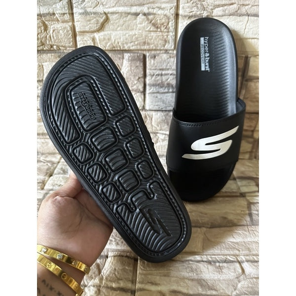 Skechers goga 2024 max slides