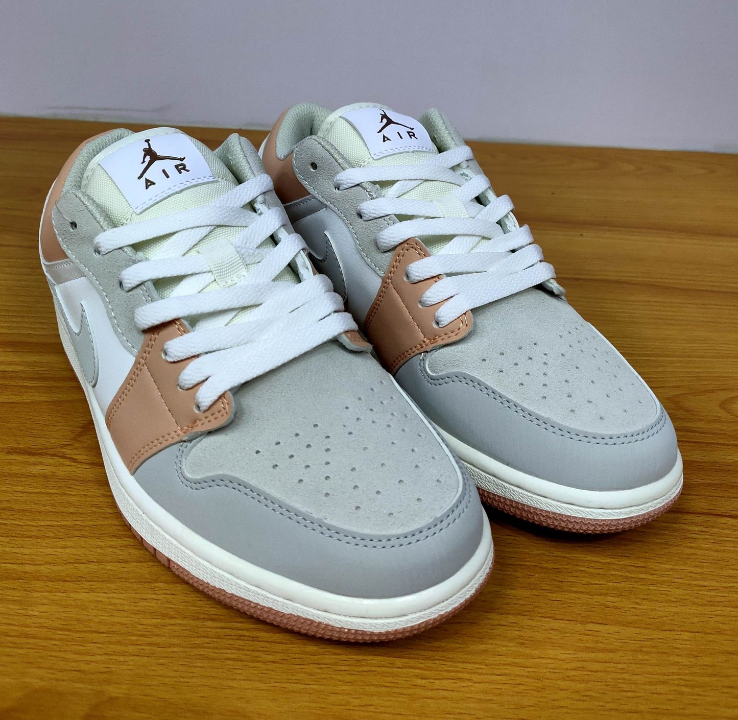 Jordan1 Low "Milan"