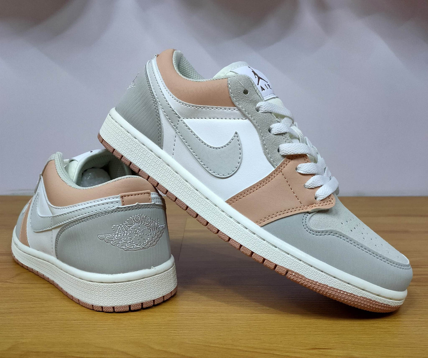 Jordan1 Low "Milan"
