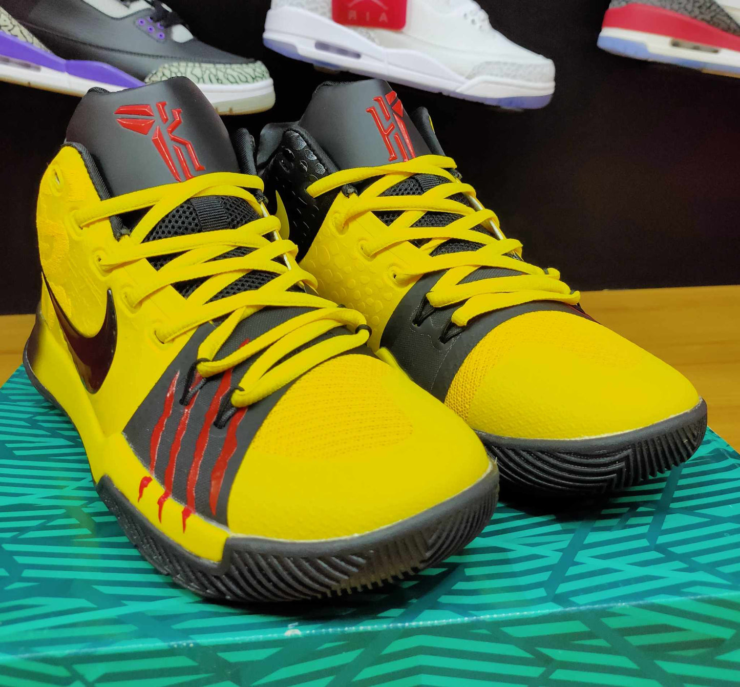 Kyrie3 "Mamba Mentality or Bruce Lee"