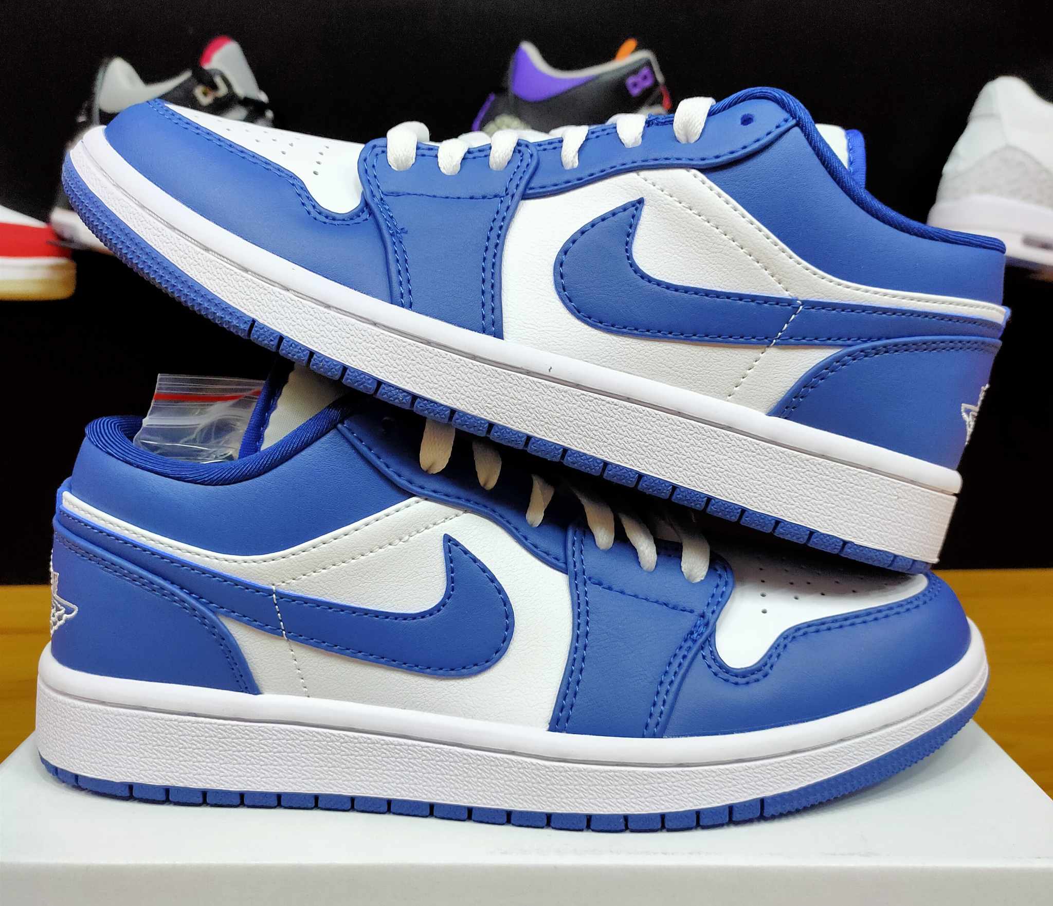 Jordan1 low Marina Blue Sole Kicks PH