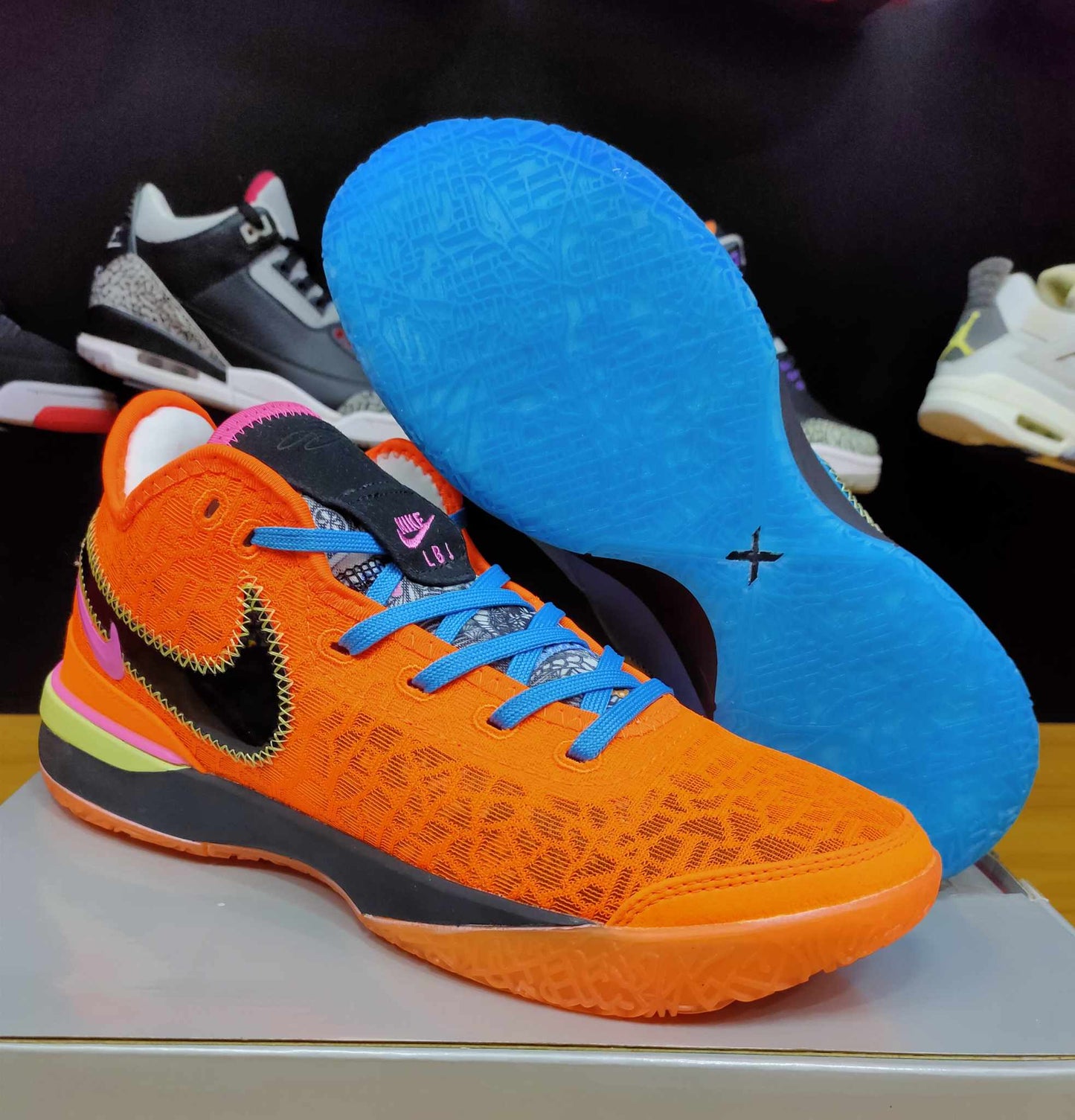 LebronNxxTGen "Mismatch"