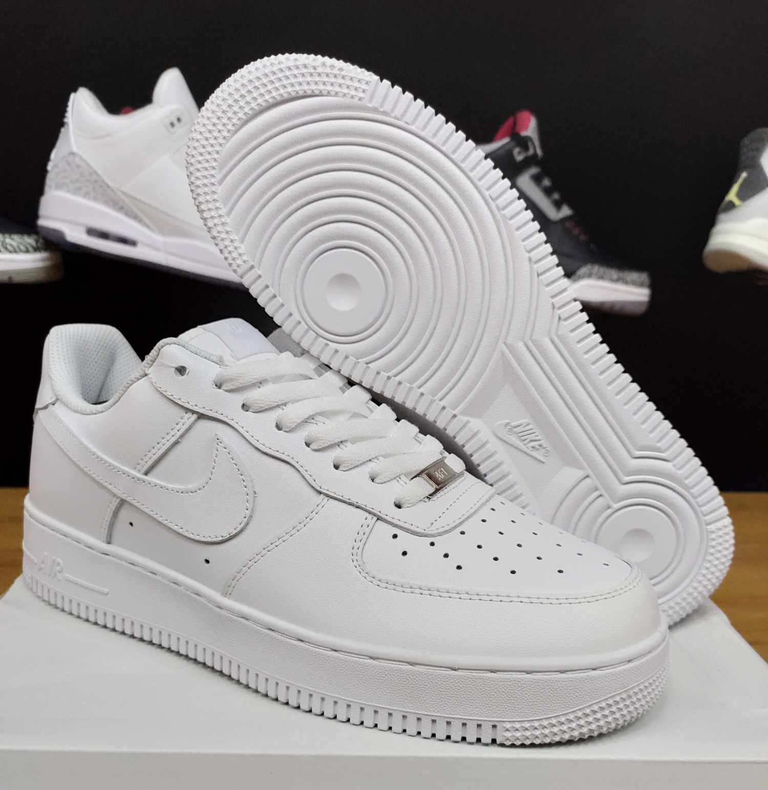 Full white clearance air force 1