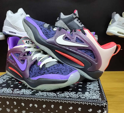 KD15 "9Th Wonder Purple"