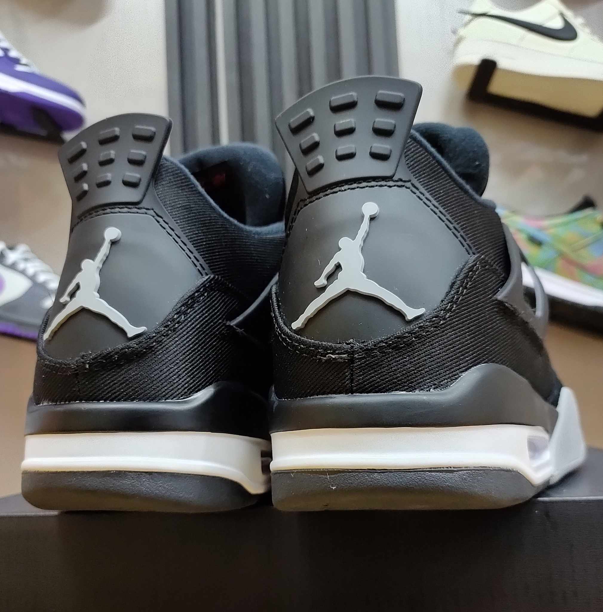 Jordan4 Black Canvas Sole Kicks PH