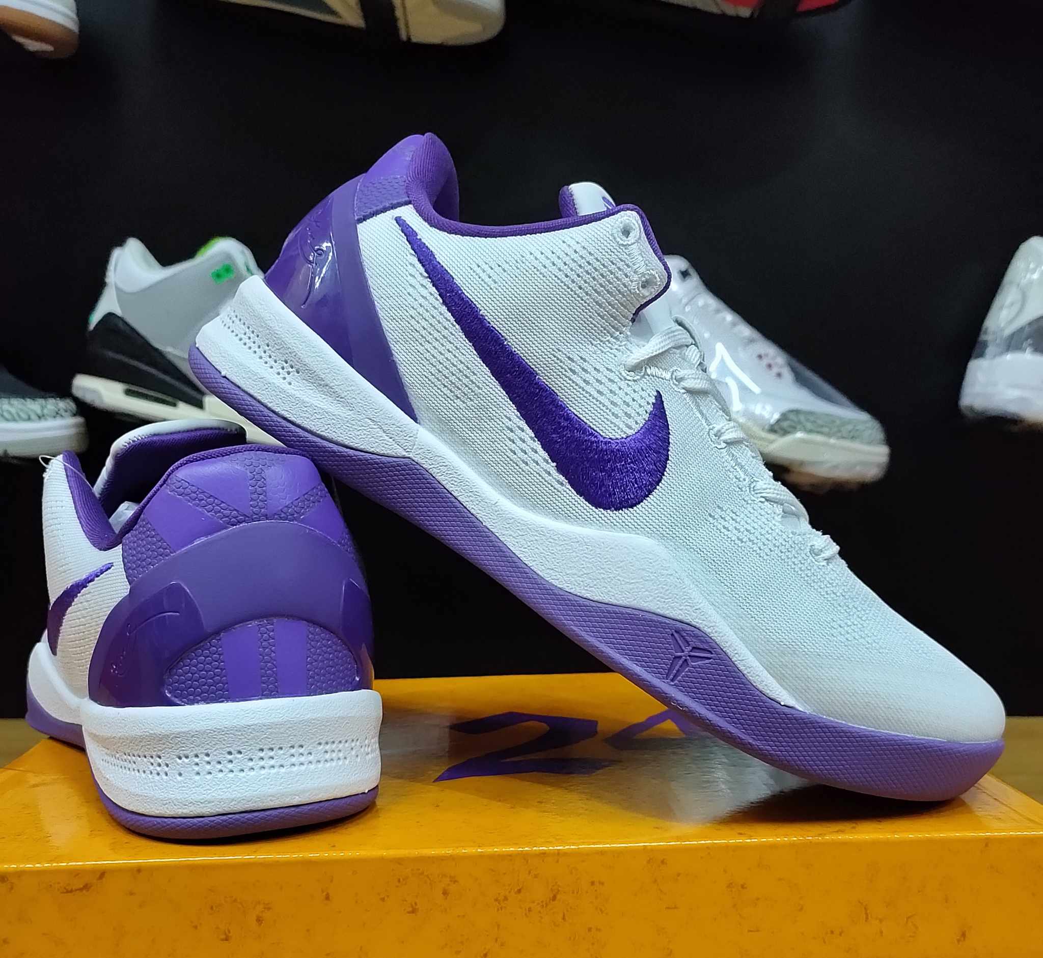 Kobe hot sale court shoes