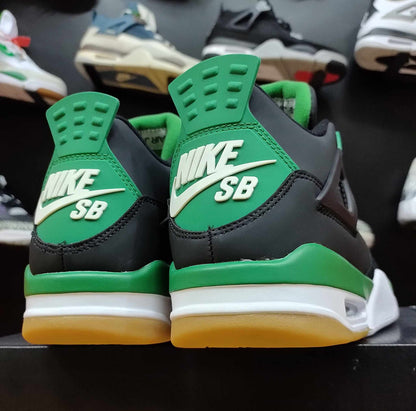 Jordan 4 "Alternate Black"