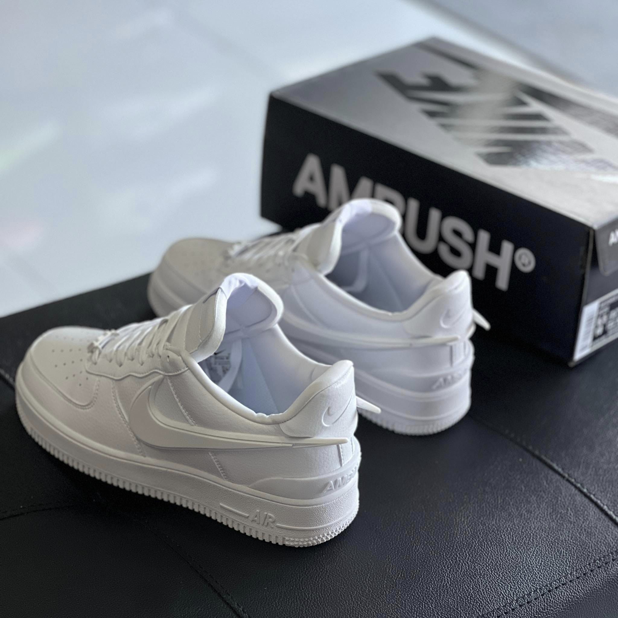 Af1 triple white outlet price