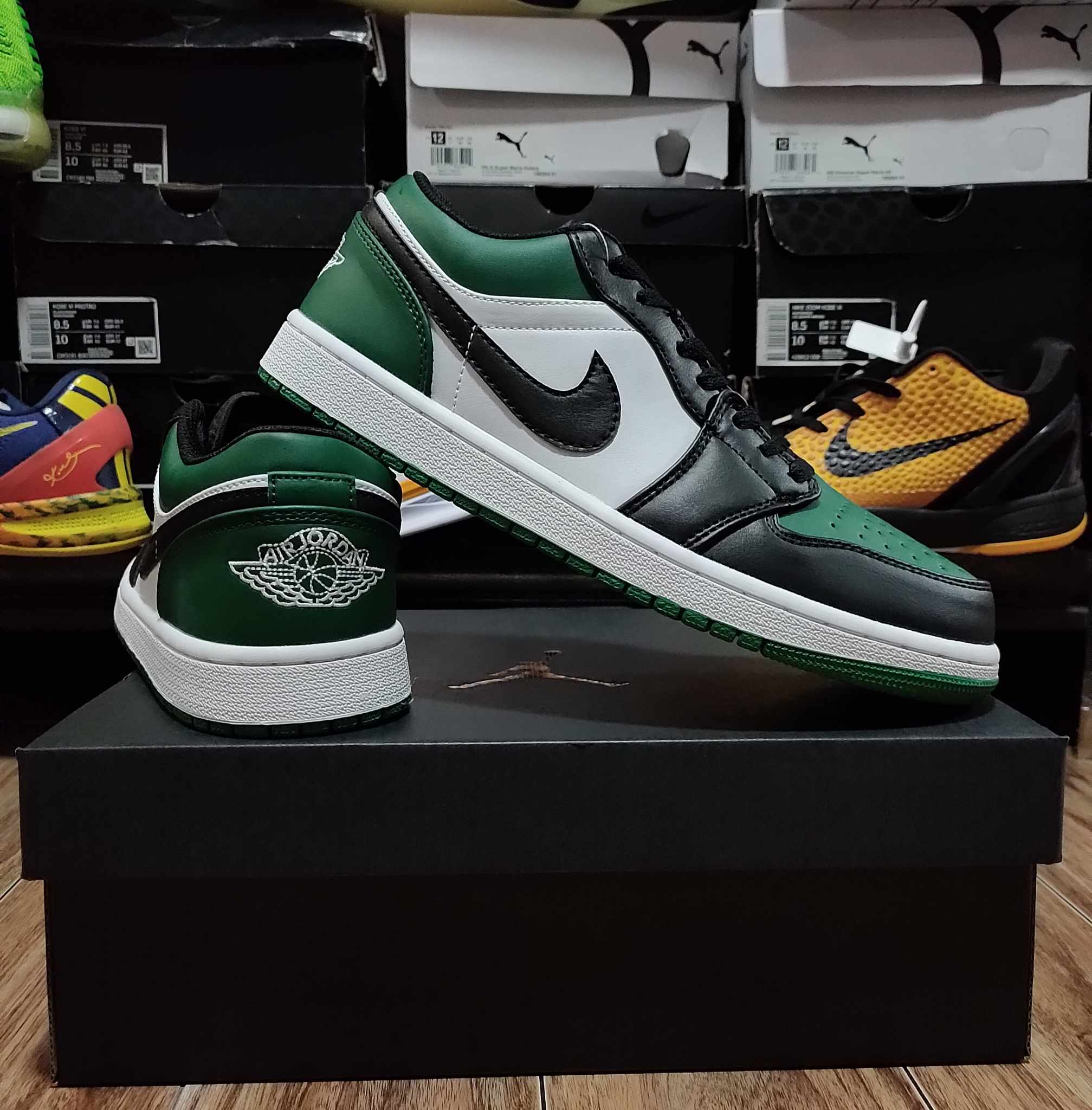 Jordan one best sale green toe