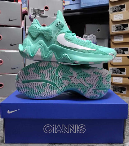 Giannis Immortality Version2 "Emerald"
