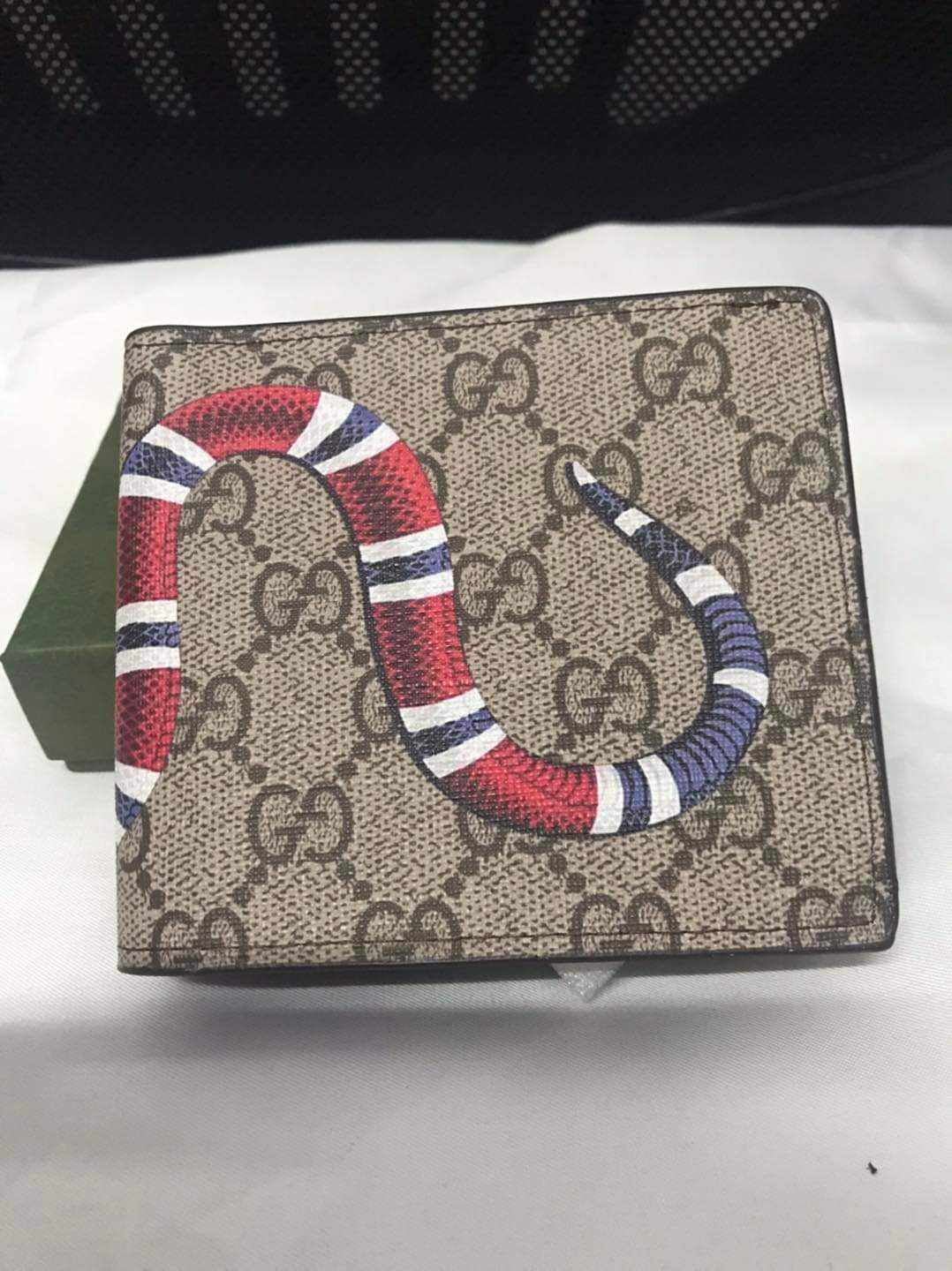 Men's wallet with box