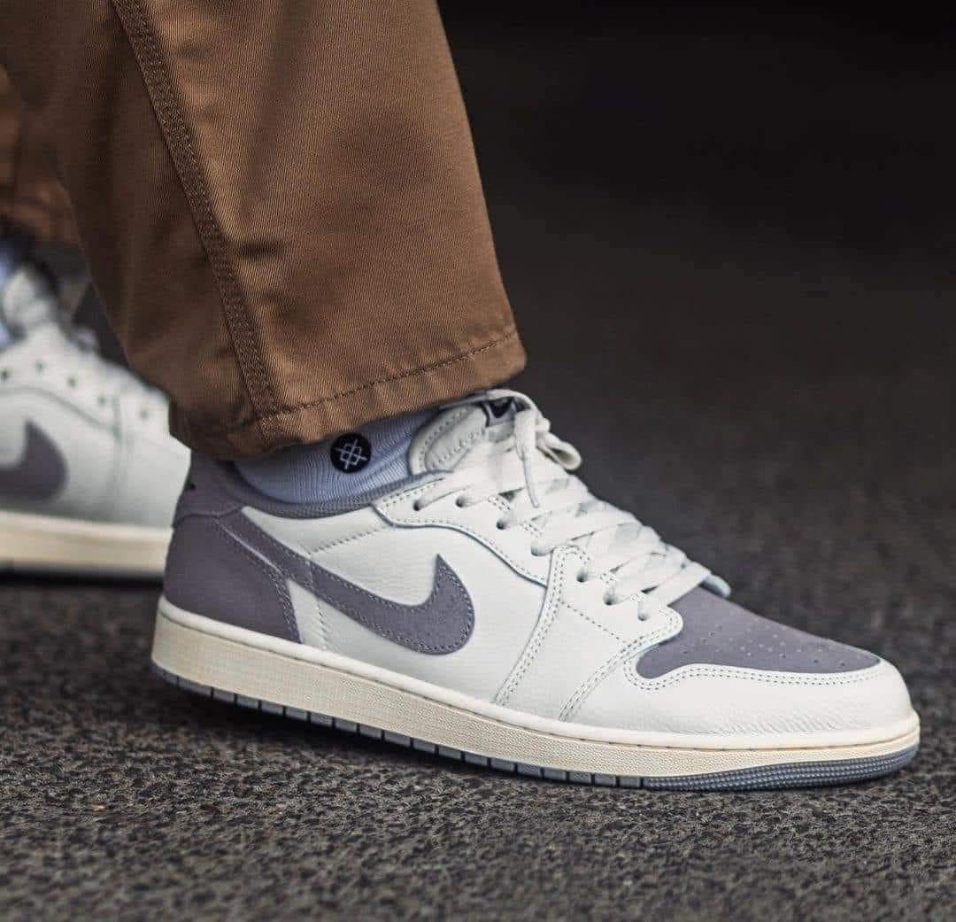 Jordan1 low “Atmosphere Grey” (Suede)
