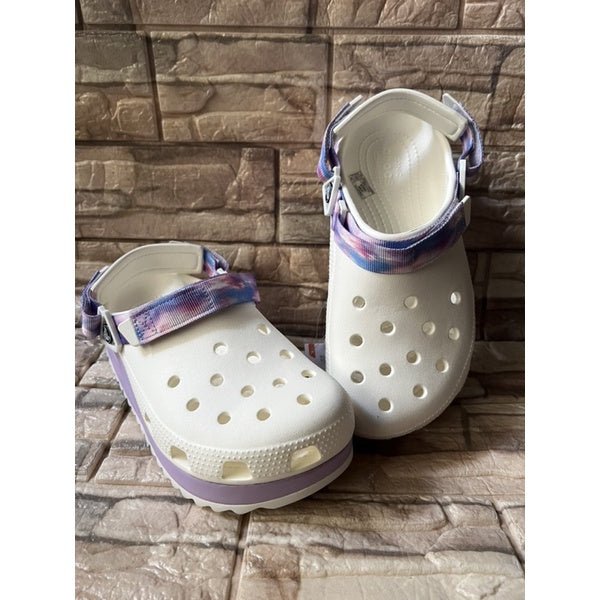 Crocs Hiker Clog / Sandals / Slip on