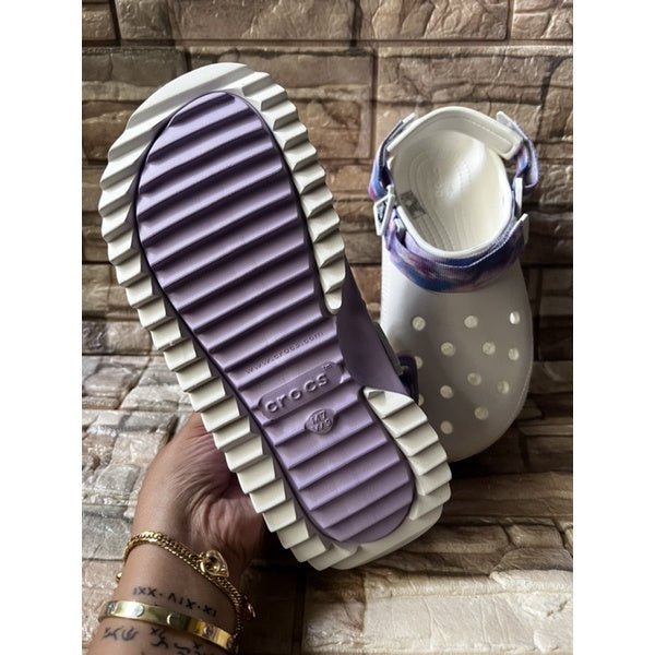 Crocs Hiker Clog / Sandals / Slip on